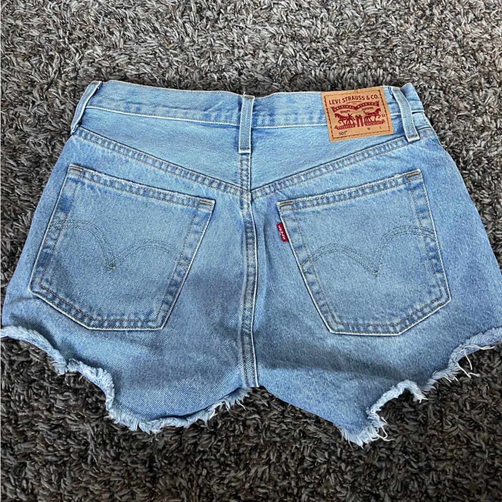 Levi 501 Jean shorts size 26